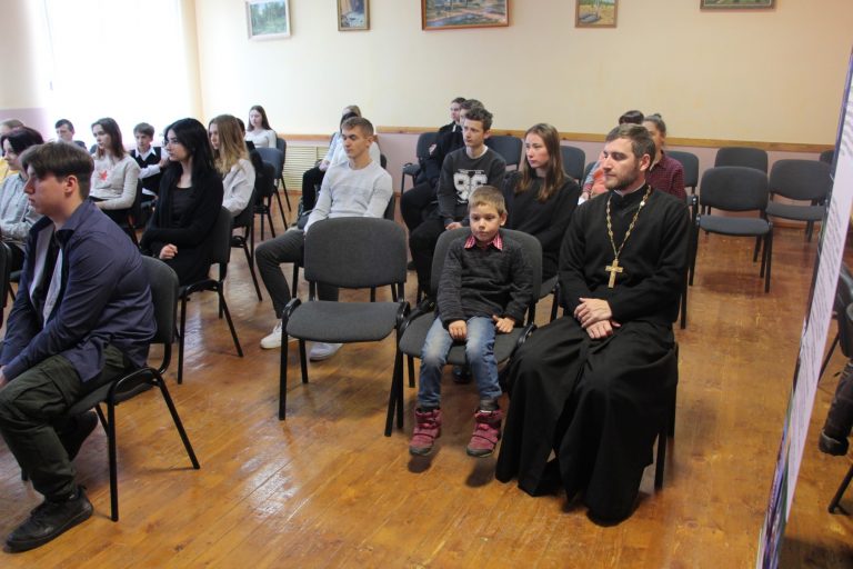 Лектории по формированию семейных ценностей в Новогутской средней школе
